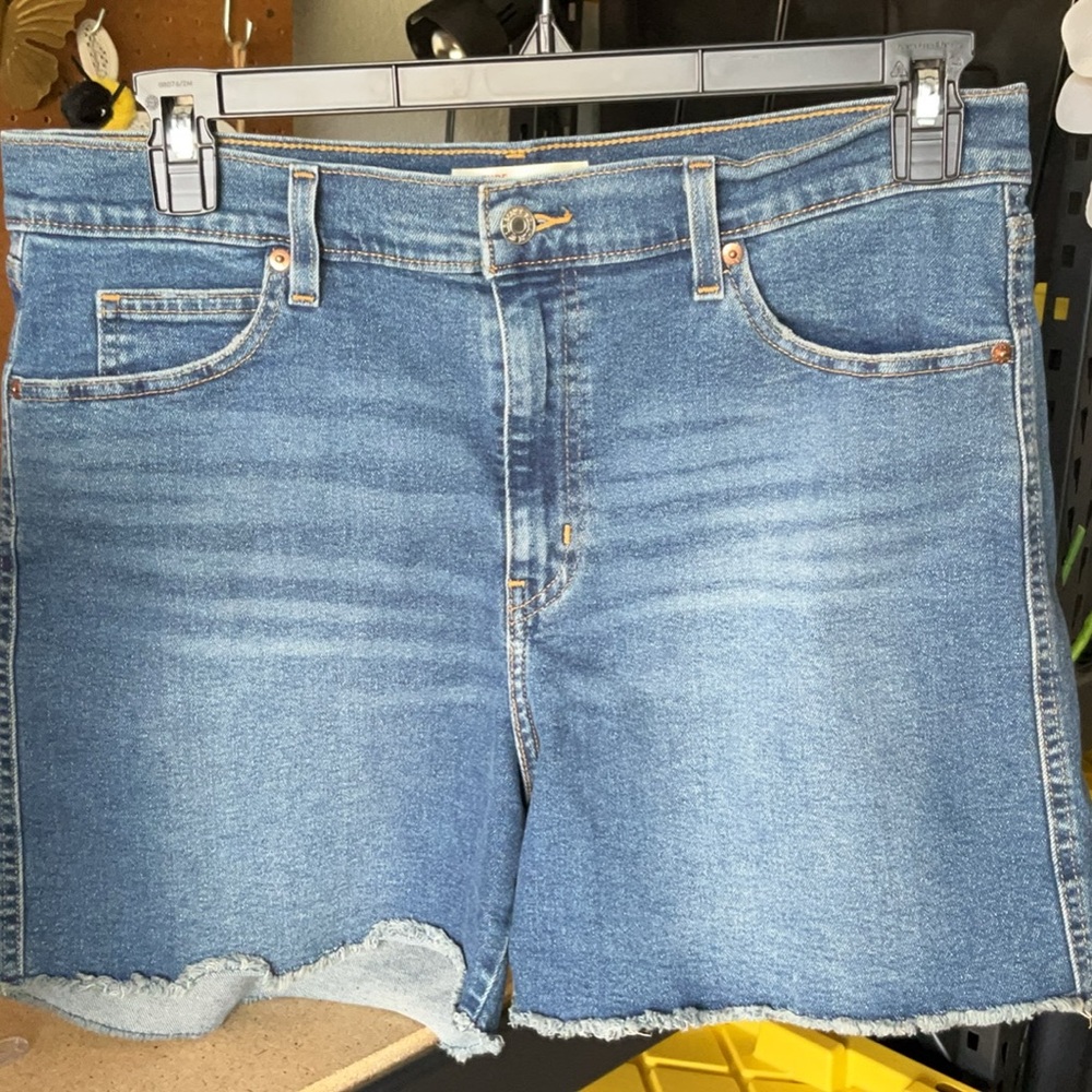 Levi's Blue Jean Shorts Classic Cut-Off Style. Distressed hem. Size 14.